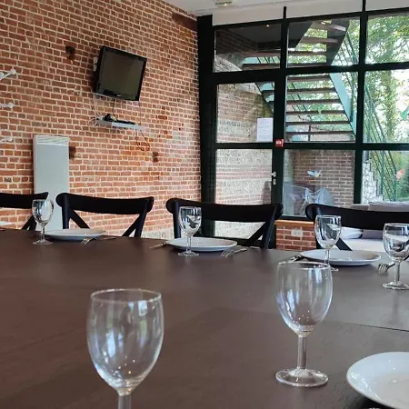 Holiday home Gite Gites De France - La Charretterie